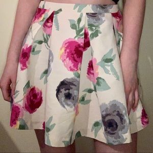 FOREVER 21 FLORAL SKIRT
